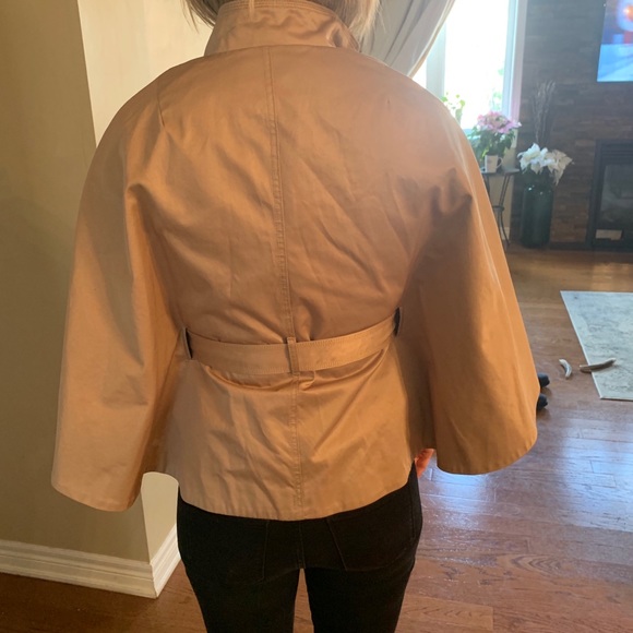 Banana republic trench shawl - Picture 3 of 5